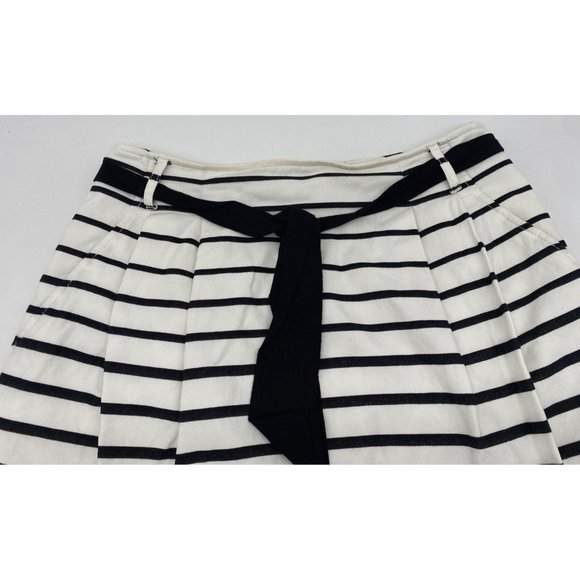 White House Black Market Skirt Size 8 Black White Striped Pleated Belt Flared - Picture 3 of 7